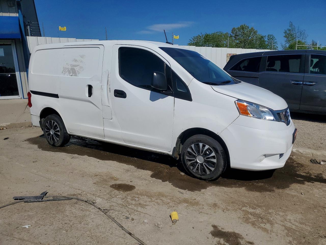2017 Nissan NV200 SV