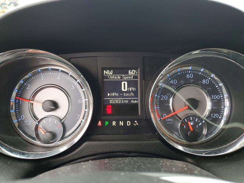 2016 Chrysler Town & Country Touring