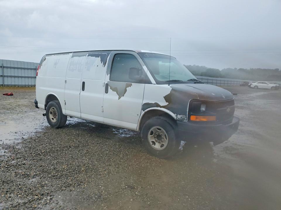 2010 Chevrolet Express G2500 LS