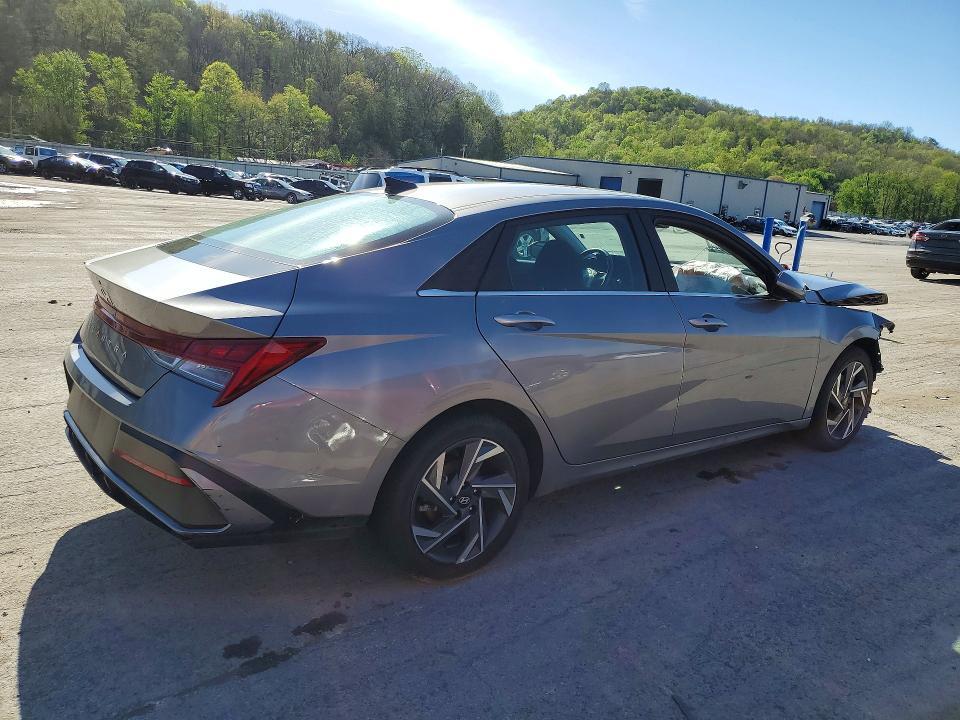 2025 Hyundai Elantra sel