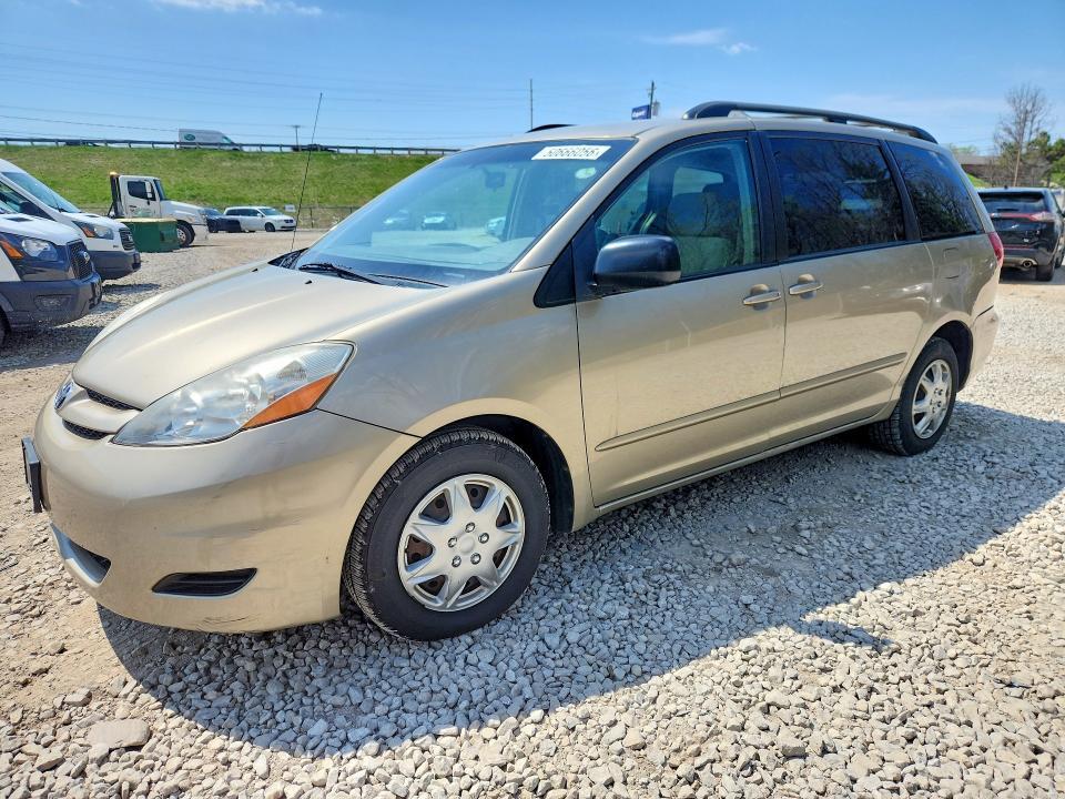 2008 Toyota Sienna le 7-passenger