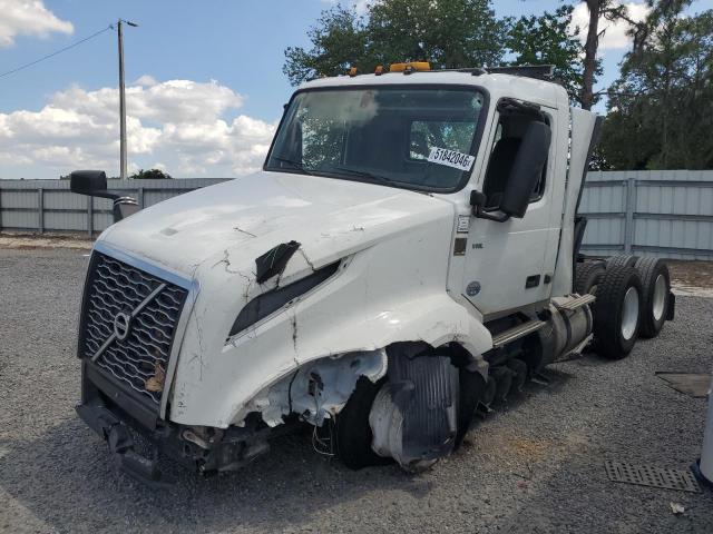 2022 Volv O VNL Semi Truck