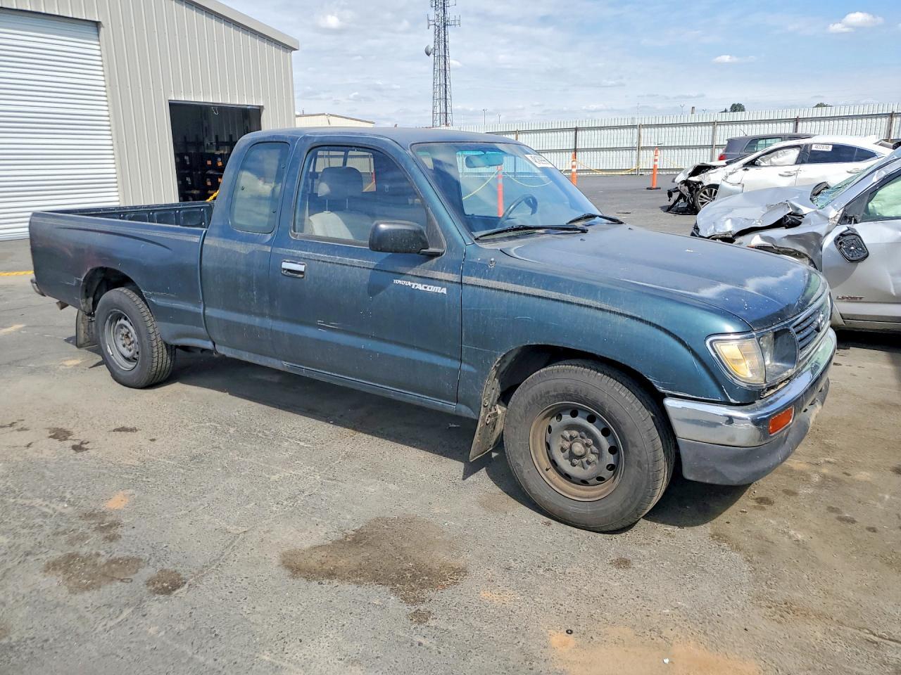 1996 Toyota Tacoma Base