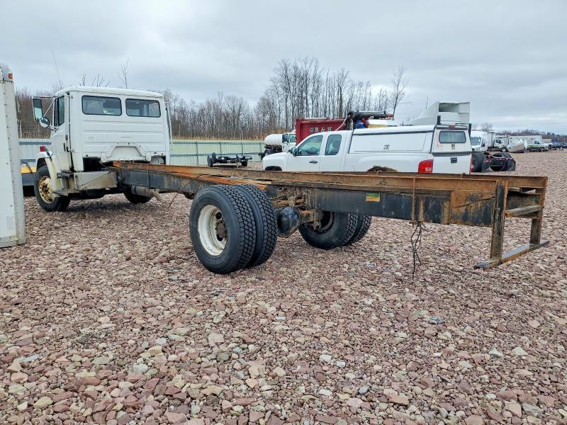 1999 Freightliner Medium Conventional FL70