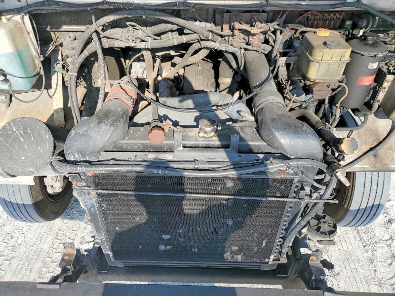 2001 Freightliner MT45 Chassis Delivery Truck