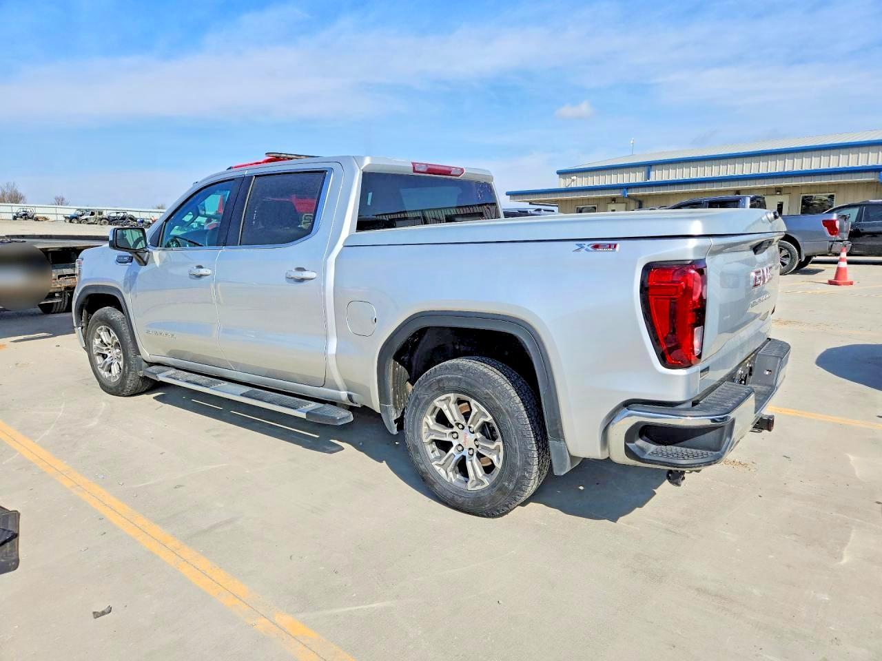 2020 GMC Sierra