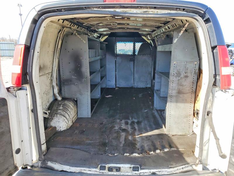 2015 GMC Savana G2500 Utility / Service Van