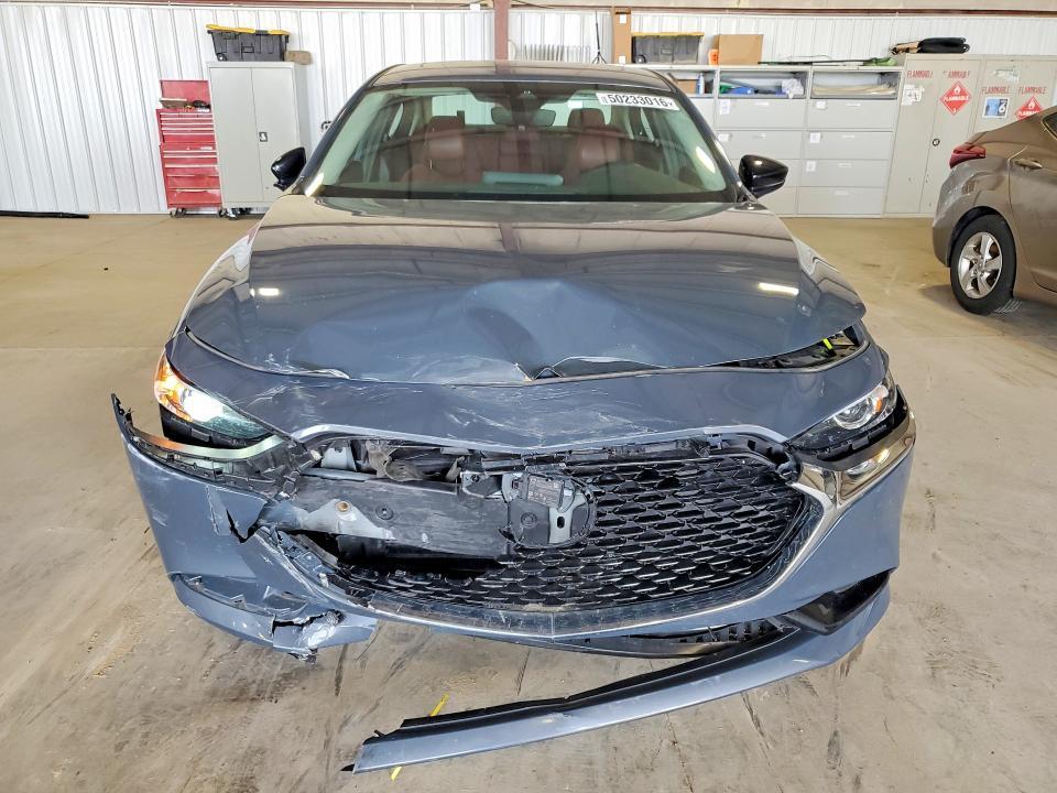 2023 Mazda 3 Preferred