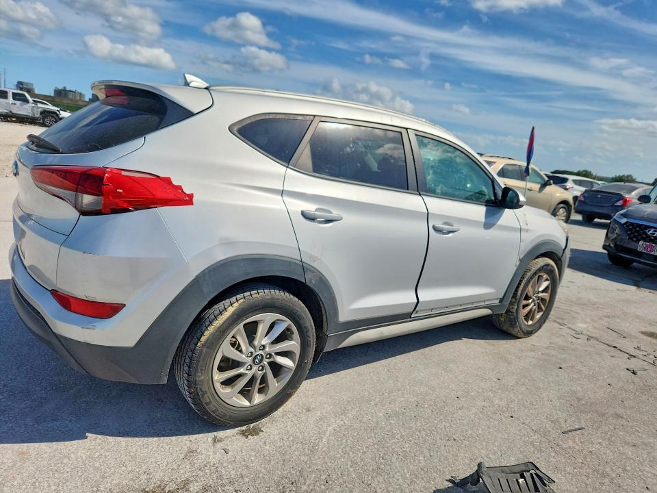 2018 Hyundai Tucson sel