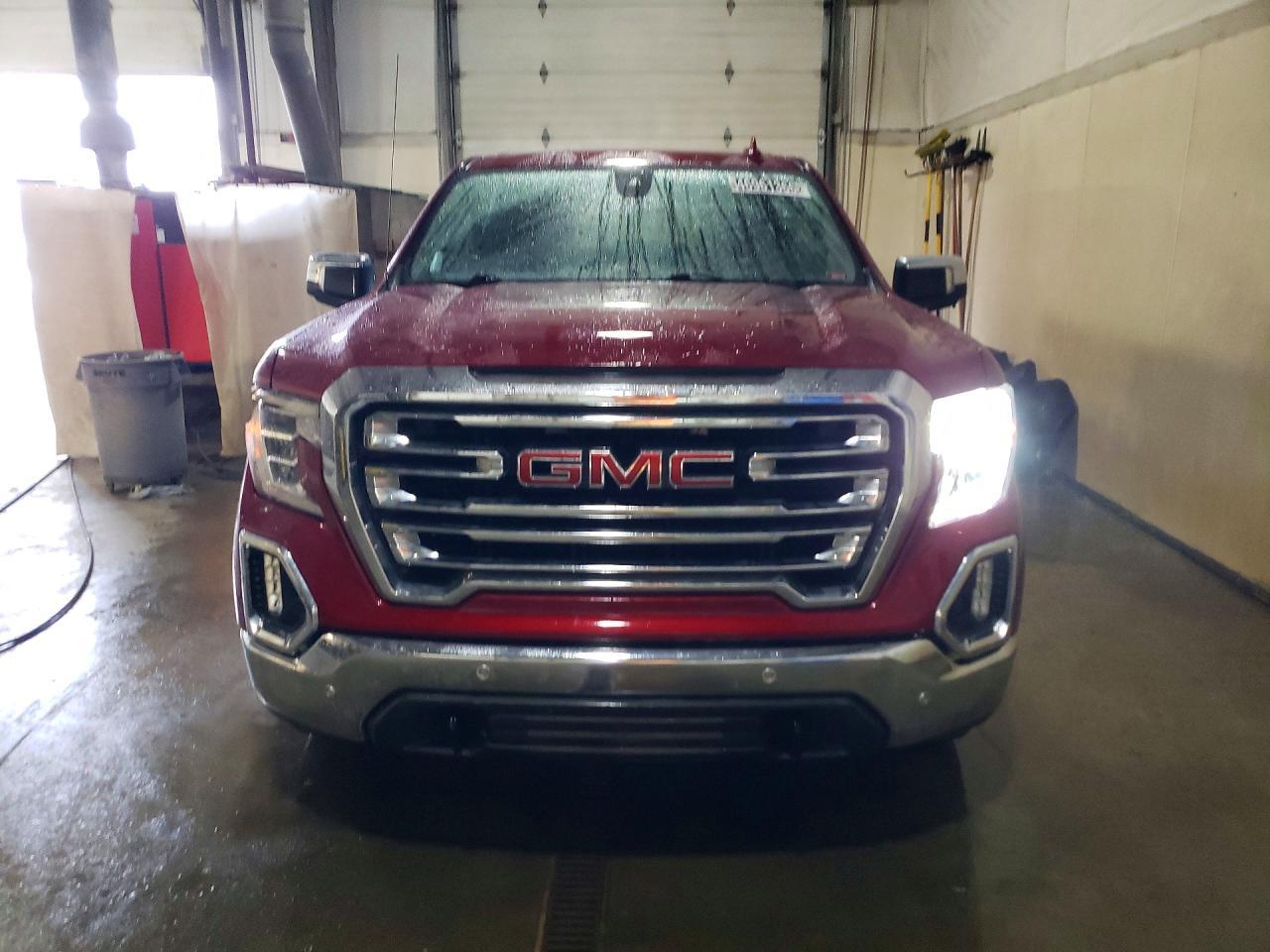 2020 GMC Sierra K1500 SLT