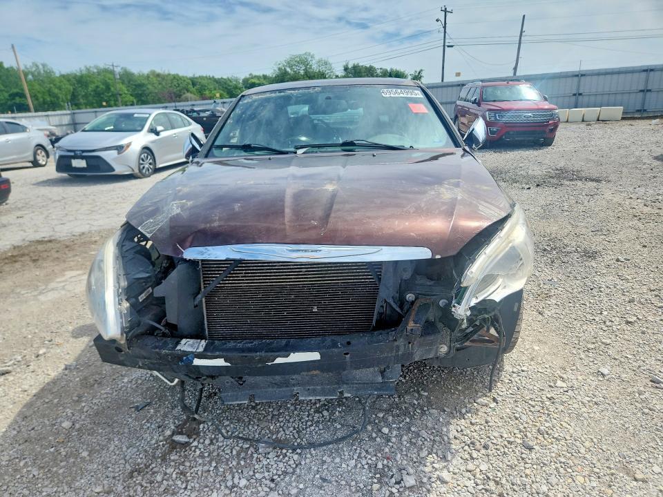 2012 Chrysler 200 Limited