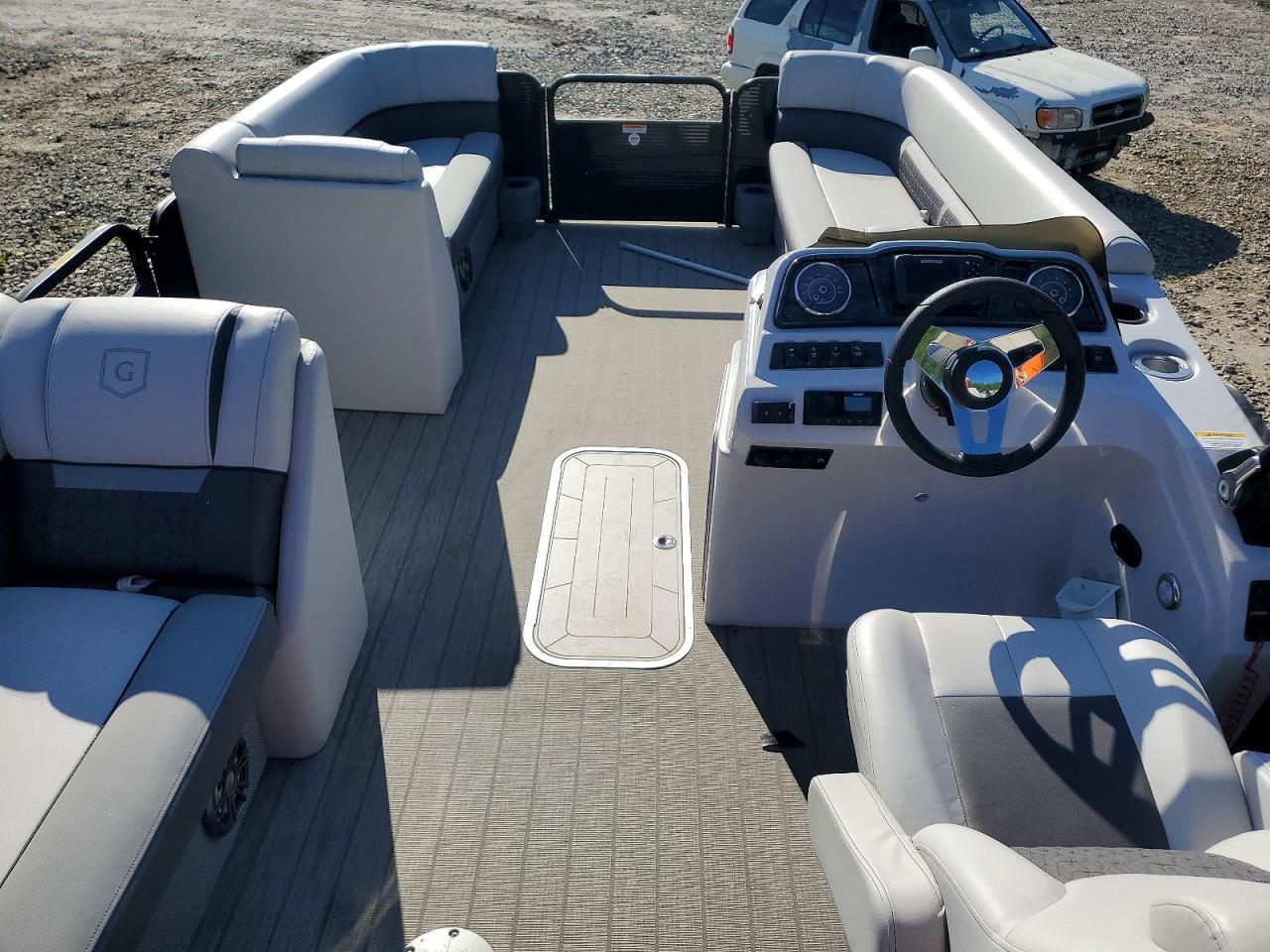 2022 Godfrey Sweetwater