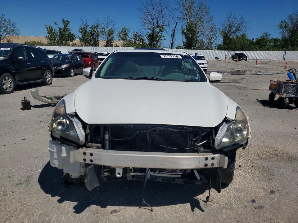 2011 Infiniti G37 Coupe x