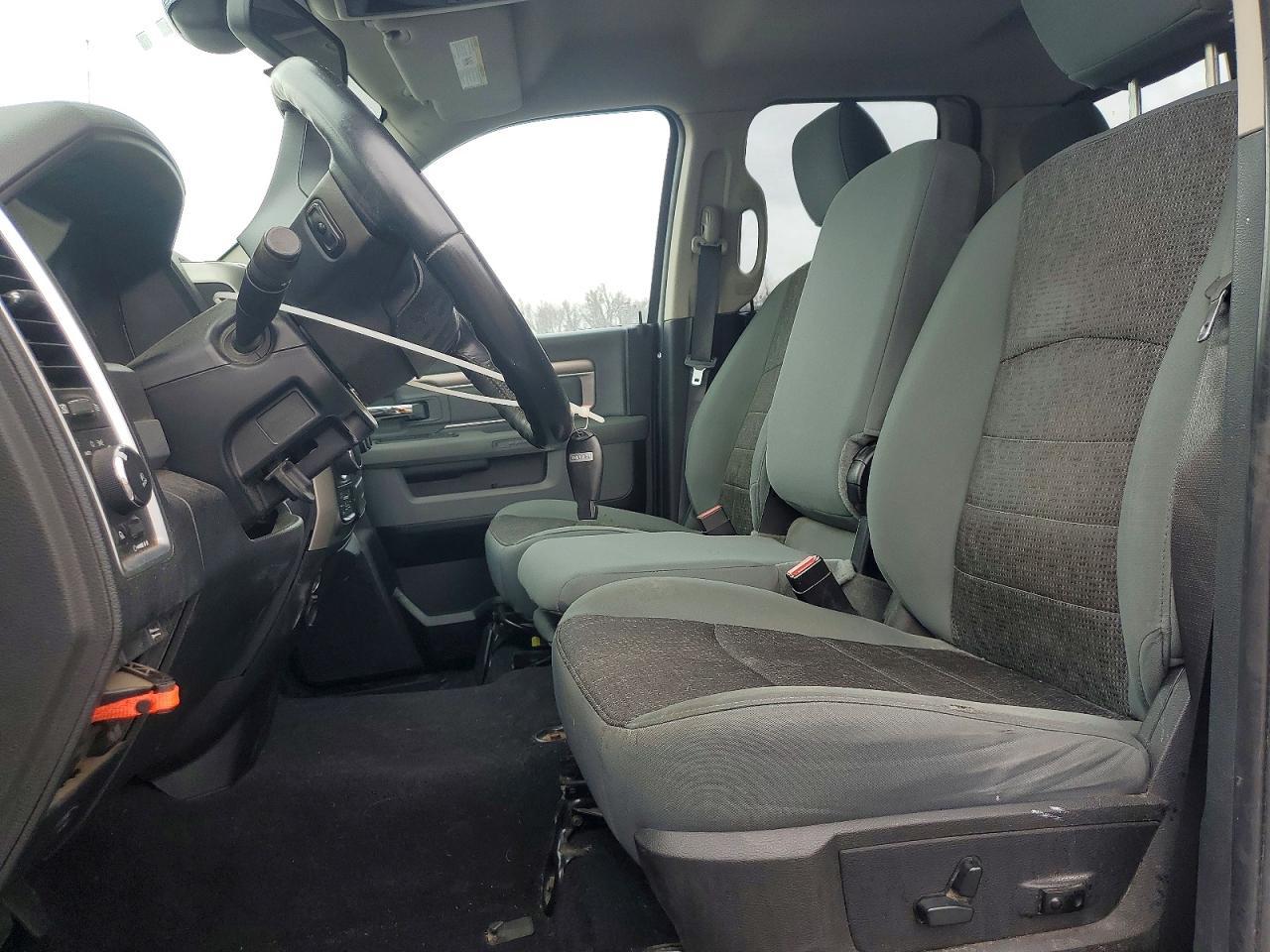 2016 Dodge RAM 1500 SLT