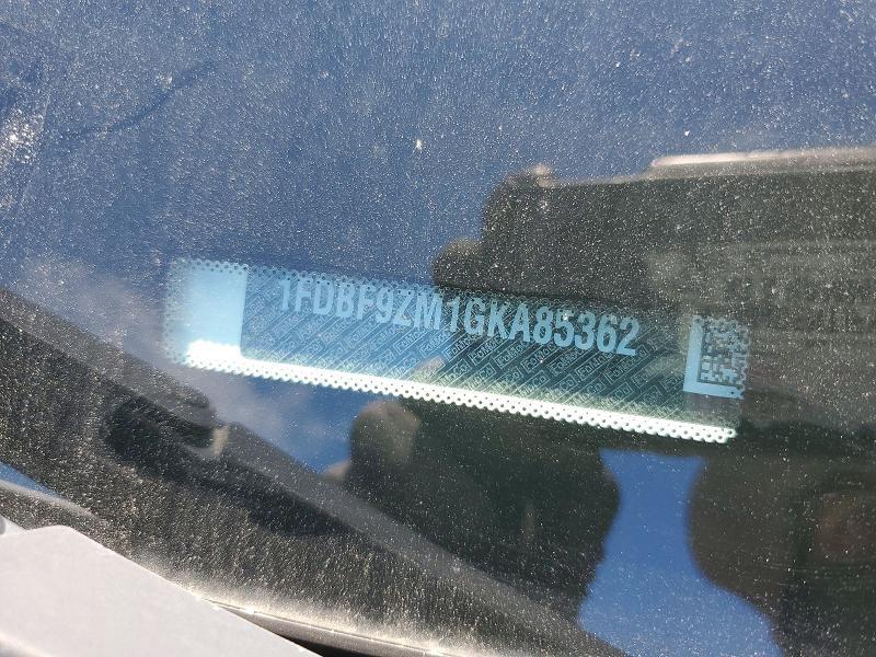 2016 Ford Transit box Truck