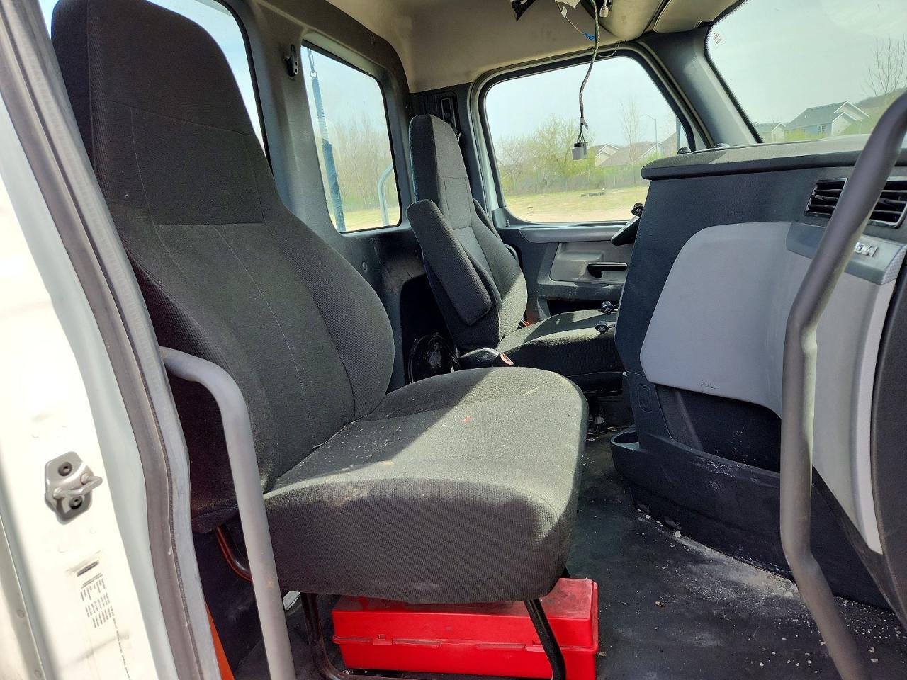 2022 Freigliner 2022 Freightliner Cascadia 126 Semi Truck