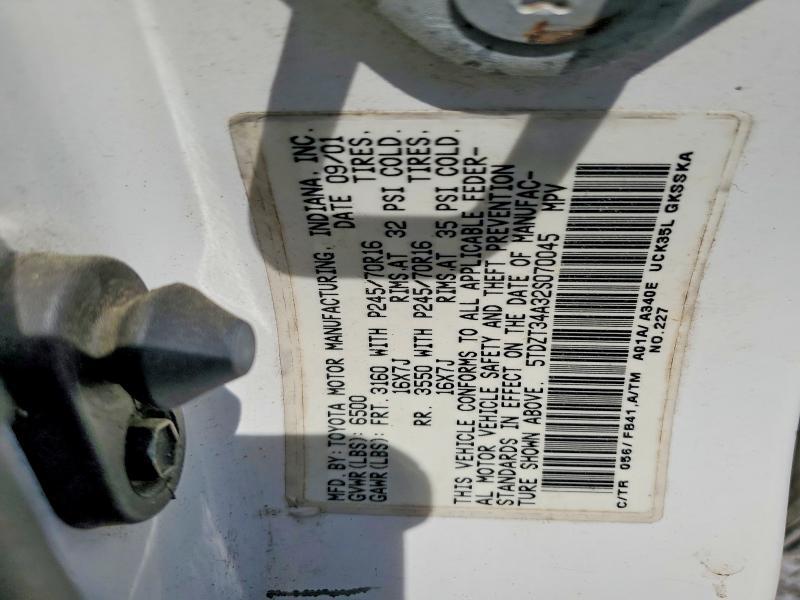 2002 Toyota Sequoia SR5