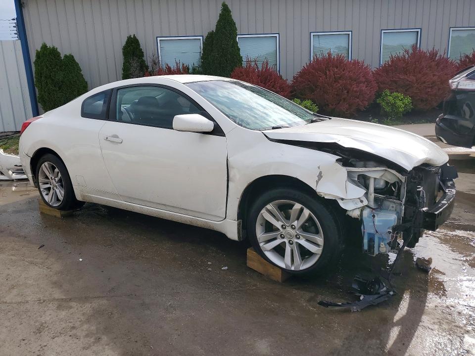 2012 Nissan Altima s