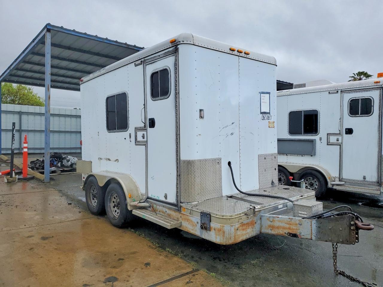 2000 Unknown 2000 Featherlite  Fiber Optic Splicing Trailer
