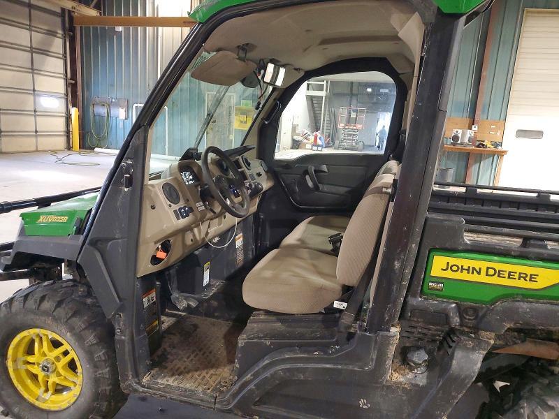 2023 John Deere XUV835R Utility Vehicle