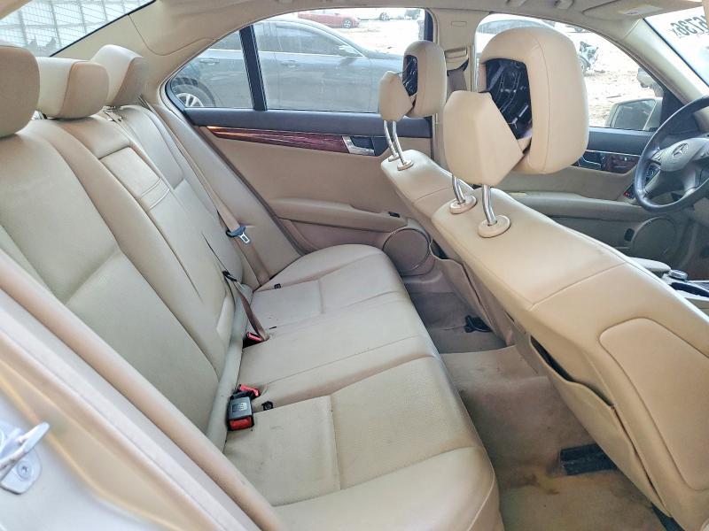 2011 Mercedes-Benz C300