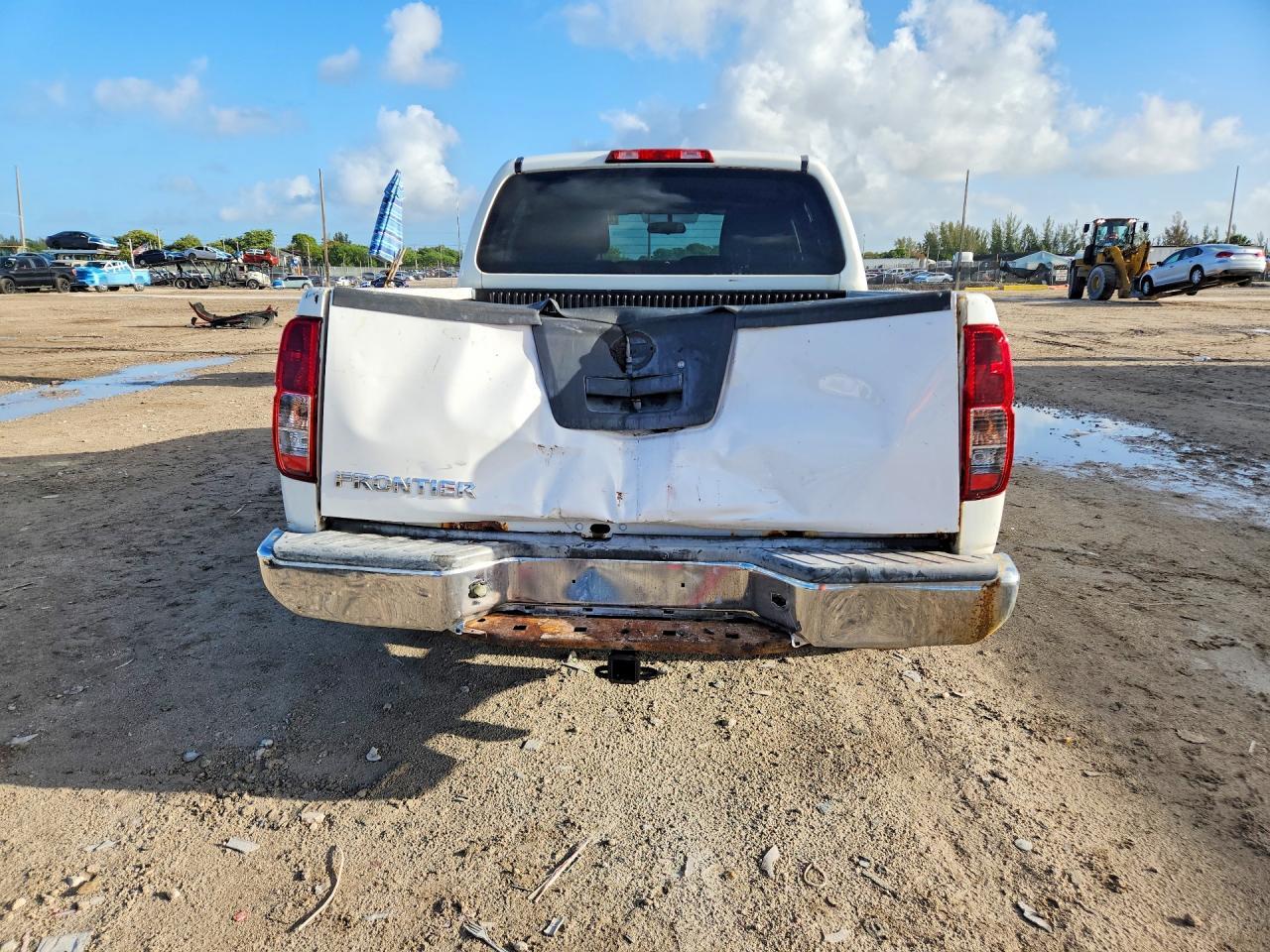 2013 Nissan Frontier S