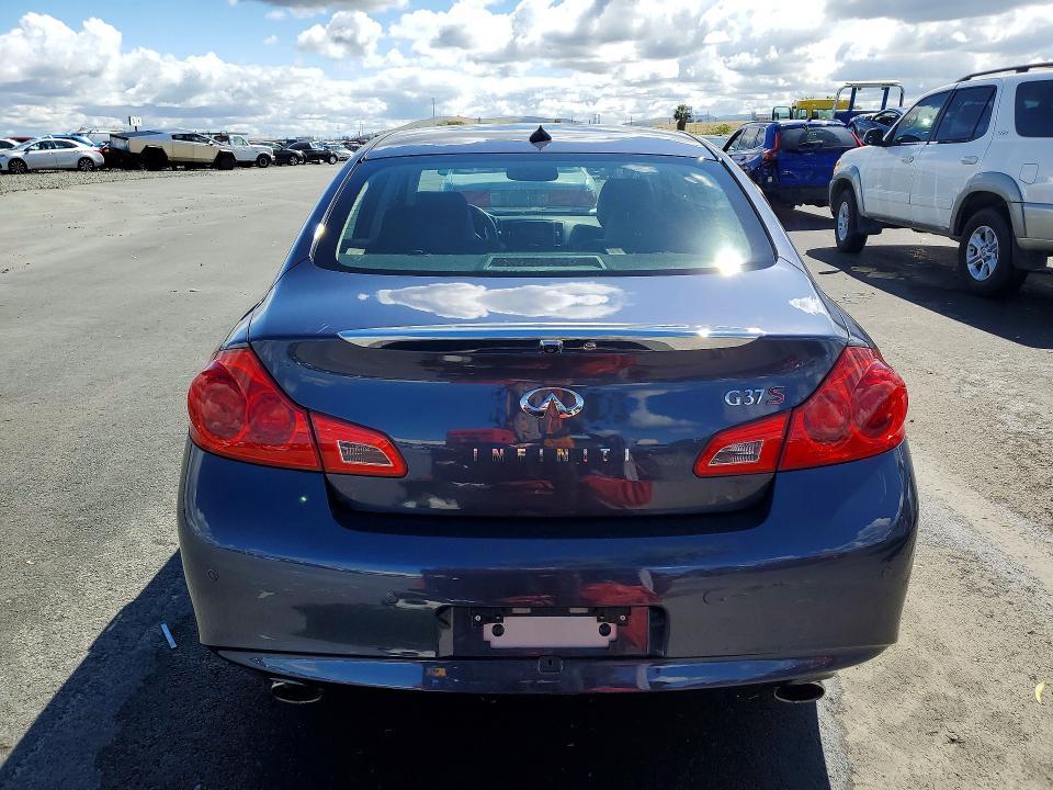 2012 Infiniti G37 Sedan Journey