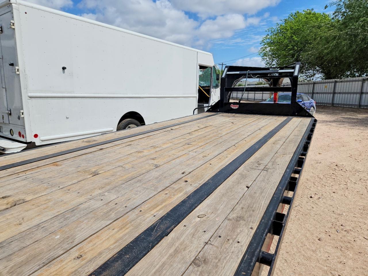2024 PJ LS402 Flatbed Trailer