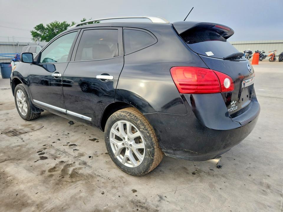 2012 Nissan Rogue s