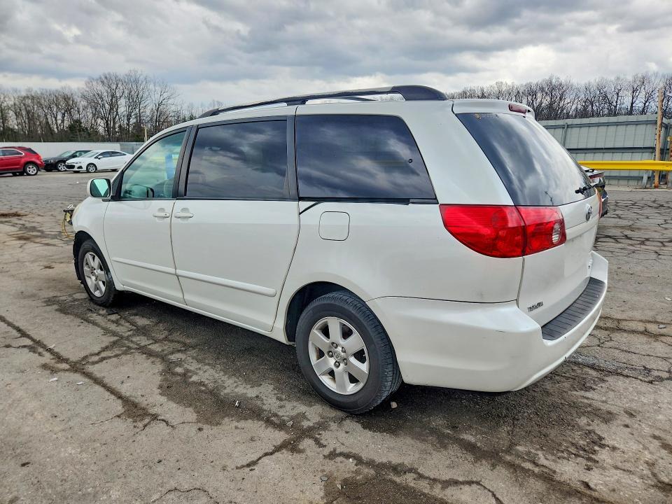 2009 Toyota Sienna xle