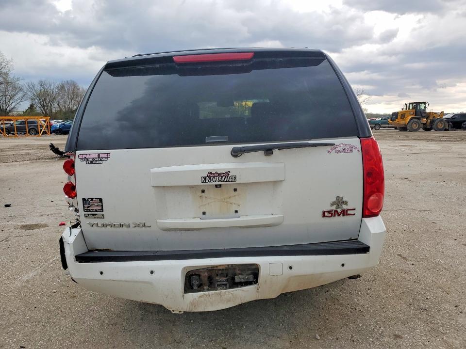 2010 GMC Yukon xl K1500 slt