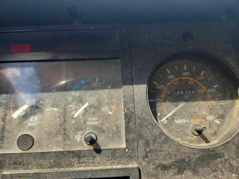 1997 Isuzu FRR BOX Truck