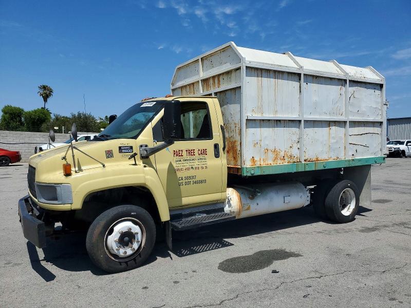 2003 GMC C5500 Chipper Truck