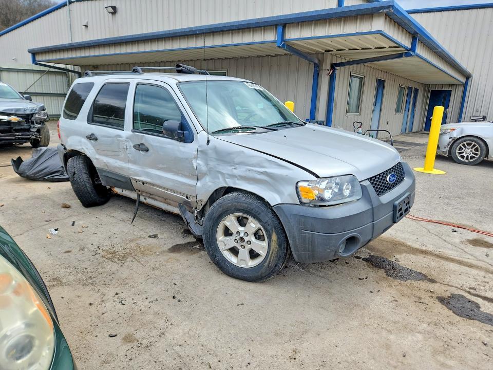 2005 Ford Escape xlt