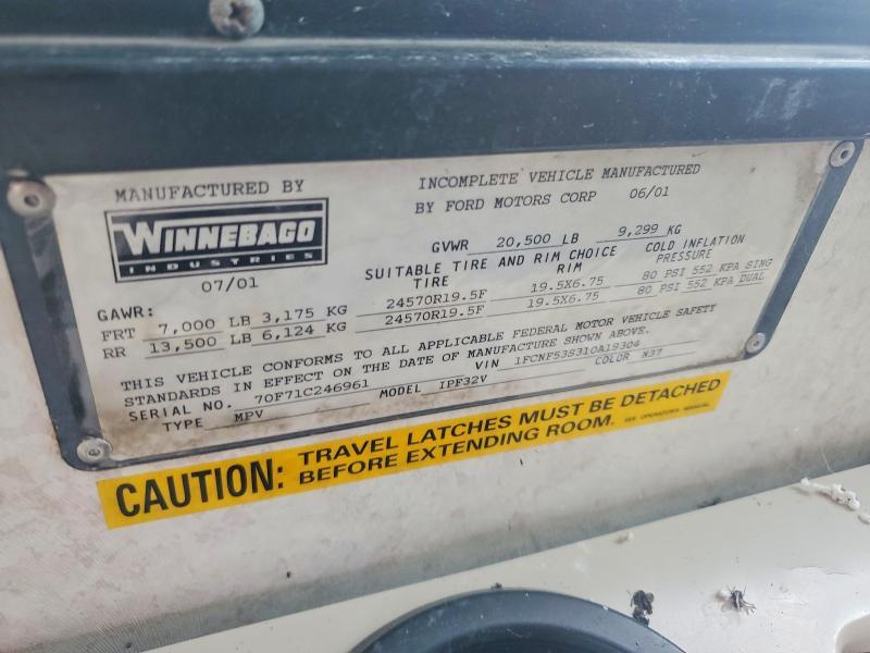 2002 Itasca Recreational Vehicle (RV)