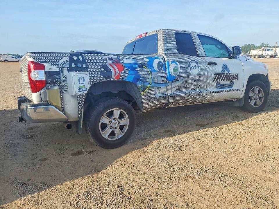 2017 Toyota Tundra SR5