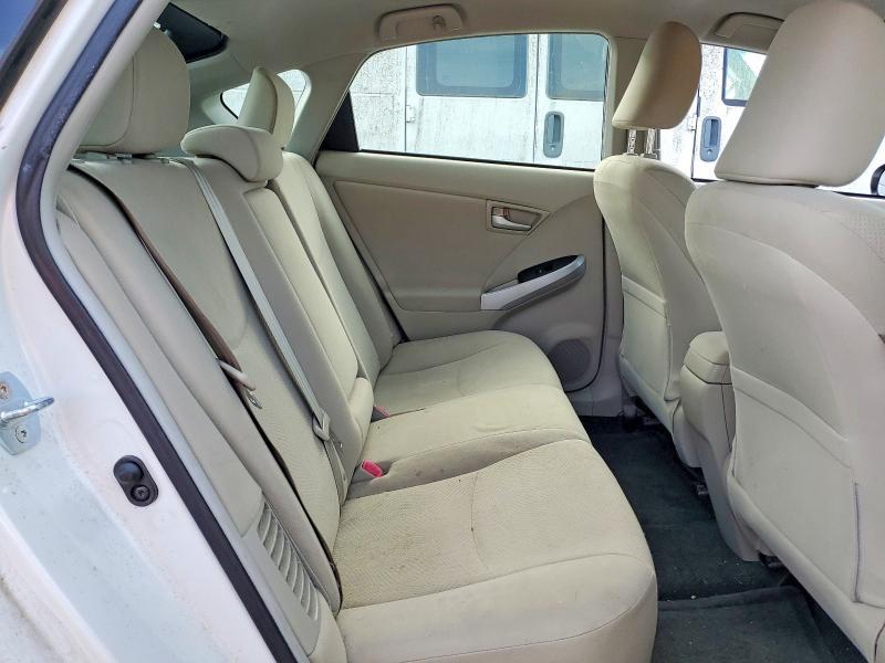 2013 Toyota Prius two