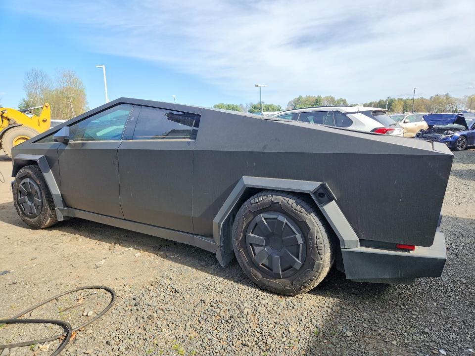 2024 Tesla Cybertruck