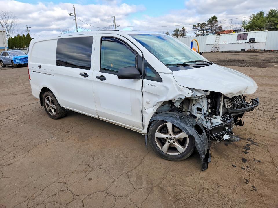 2022 Mercedes-Benz Metris