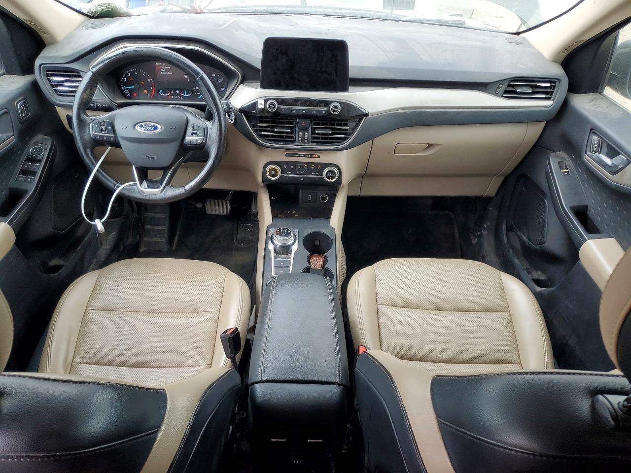 2020 Ford Escape sel