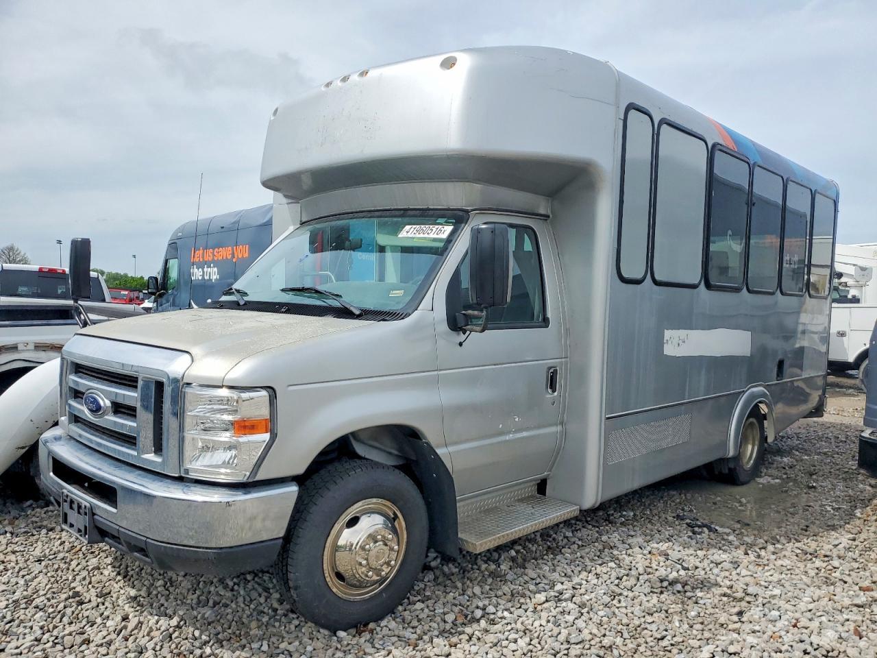 2019 Ford E350 Shuttle Bus