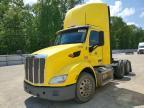 2017 Peterbilt 579 Semi Truck