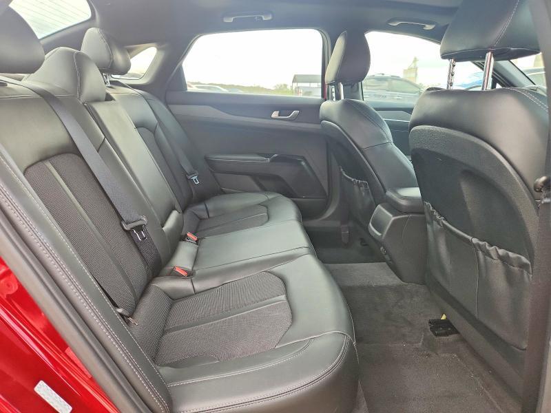 2021 KIA K5 gt Line