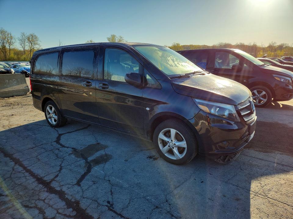 2018 Mercedes-Benz Metris