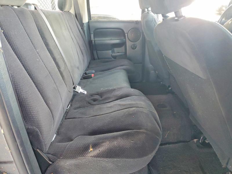 2004 Dodge RAM 1500 ST