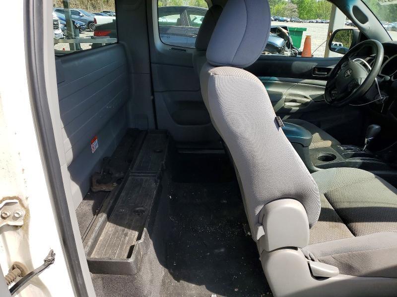 2015 Toyota Tacoma Base