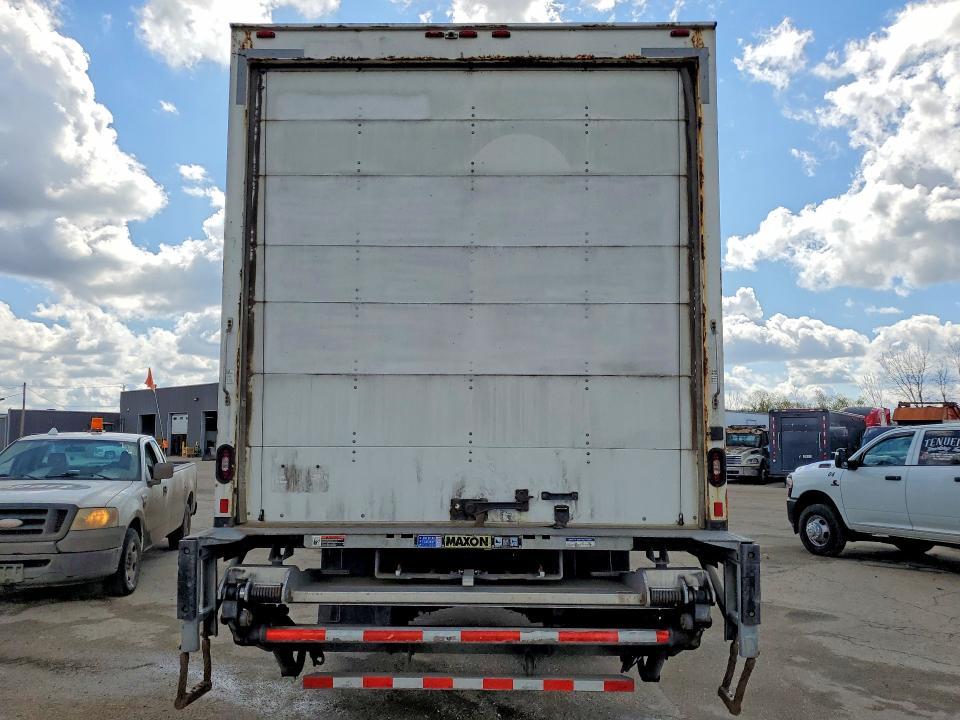 2018 International 4300 BOX Truck