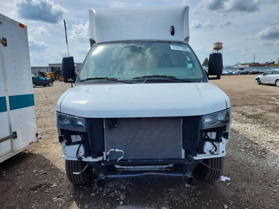 2025 Chev Rolet Express Delivery Truck
