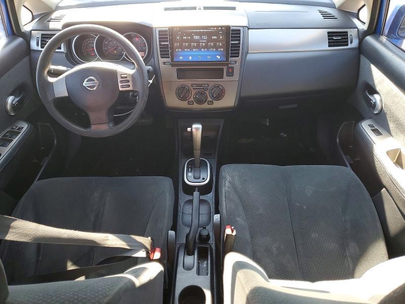 2011 Nissan Versa 1.8 s