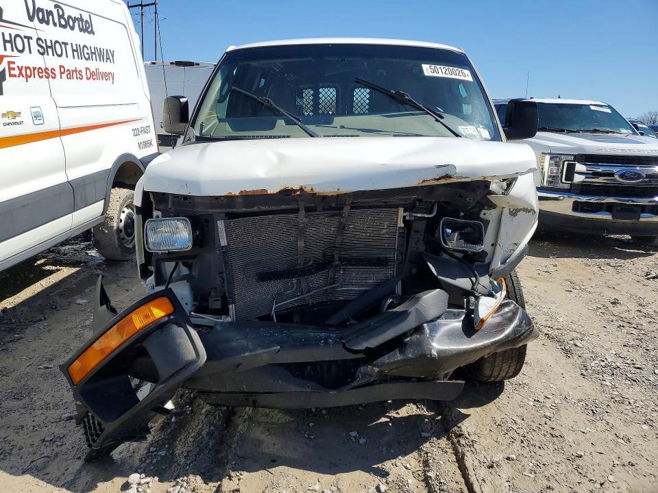 2016 Chev Express G2500